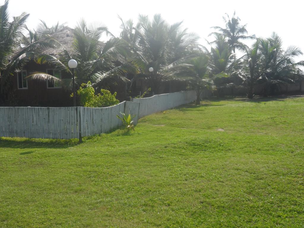 Legacy Tribe Beach Resort Prampram ภายนอก รูปภาพ