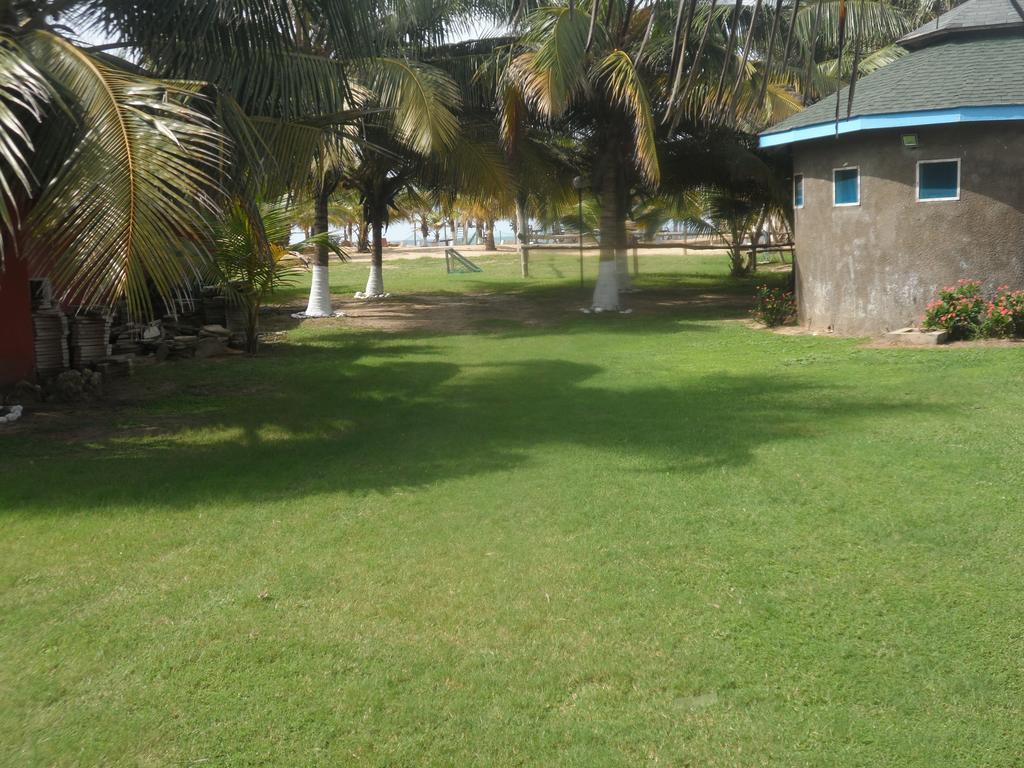 Legacy Tribe Beach Resort Prampram ภายนอก รูปภาพ
