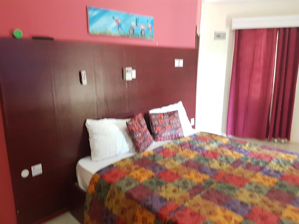 Legacy Tribe Beach Resort Prampram ภายนอก รูปภาพ